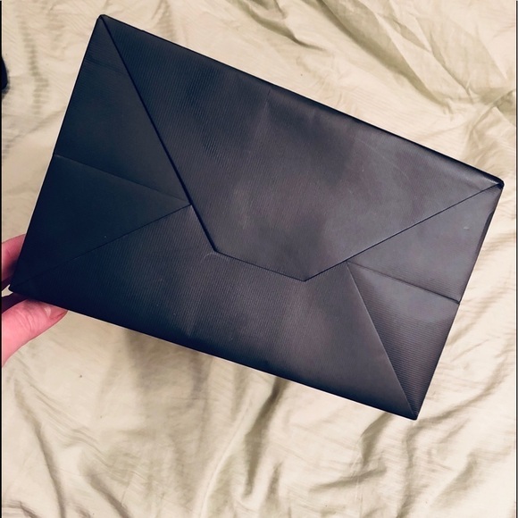 Gucci Gift Paper Bag - Picture 8 of 8